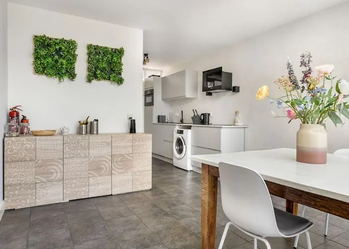 Have A Stay! - Silt14 Sfeervol